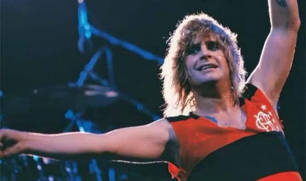 Ozzy Osbourne morre aos 76 anos; relembre a carreira 2 ozzy-osbourne-rock-in-rio-1985-flamengo-reproducao-tvt-news