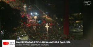 TVTNews 23 com-tarifaco-de-trump-ato-na-paulista-ganha-nova-bandeira-manifestantes-se-reunem-no-masp-defesa-da-soberania-entra-na-pata-com-ataques-dos-eua-foto-emily-gondim-tvt-news