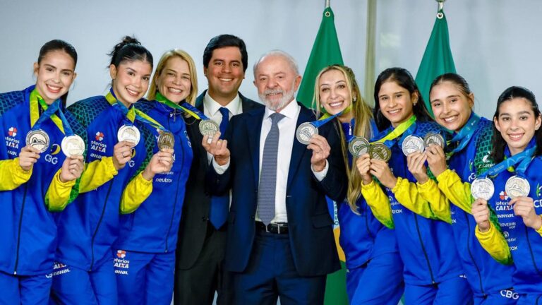 TVTNews 4 lula-anuncia-criacao-de-universidade-dos-esportes-tvt-news