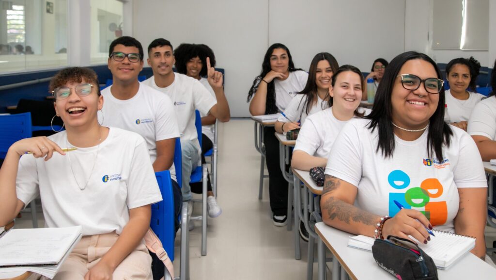 vagas-remanescentes-para-cursos-gratuitos-do-instituto-eurofarma--os-cursos-gratuitos-ajudam-jovens-a-ingressar-no-mercado-de-trabalho-com-maior-preparo--foto--instituto-eurofarma-divulgacao-tvt-news