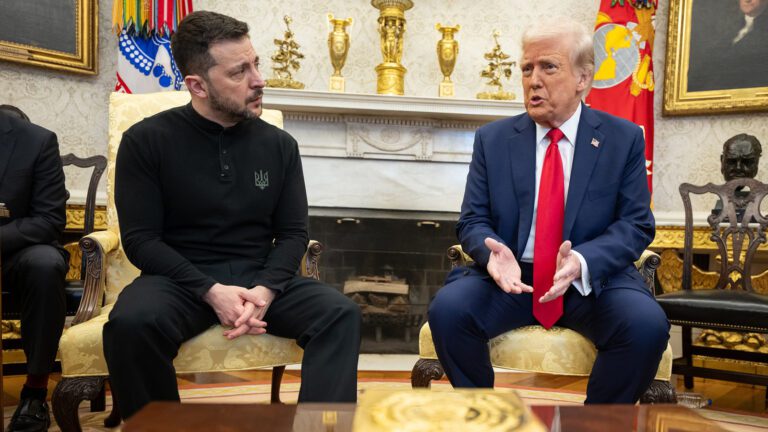 eua-pressionam-ucrania-cessao-de-territorio-europeus-fortalecem-alianca-zelensky-trump-putin-the-white-house-tvt-news