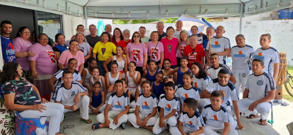 fenae-visita-projeto-selecionado-no-edital-de-responsabilidade-social-selecionada-no-edital-004-de-responsabilidade-social-da-fenae-a-iniciativa-e-desenvolvida-em-parceria-com-a-apcef-ce-e-a-ong-moradia-e-cidadania-do-estado-foto-fenae-tvt-news