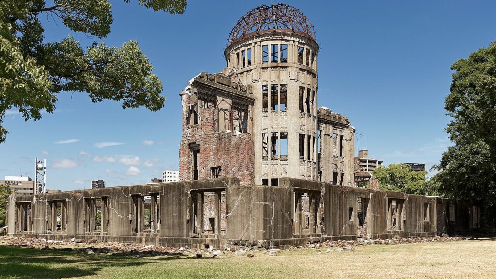 80 anos da bomba de Hiroshima: relembre a história 2 80-anos-da-bomba-de-hiroshima-relembre-a-historia-memorial-da-paz-de-hiroshima-cupula-genbaku-foto-jakub-halun-wikimedia-commons-tvt-news