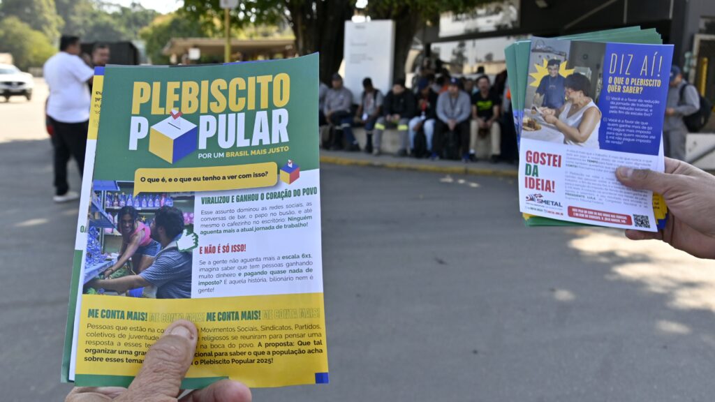 metalurgicos-de-sorocaba-levam-plebiscito-popular-para-as-fabricas-plebiscito-faz-parte-do-movimento-nacional-convocado-pelas-centrais-sindicais-movimentos-populares-frentes-politicas-e-entidades-da-sociedade-civil-organizada-para-ouvir-o-povo-brasileiro-foto-foguinho-imprensa-smetal-tvt-news
