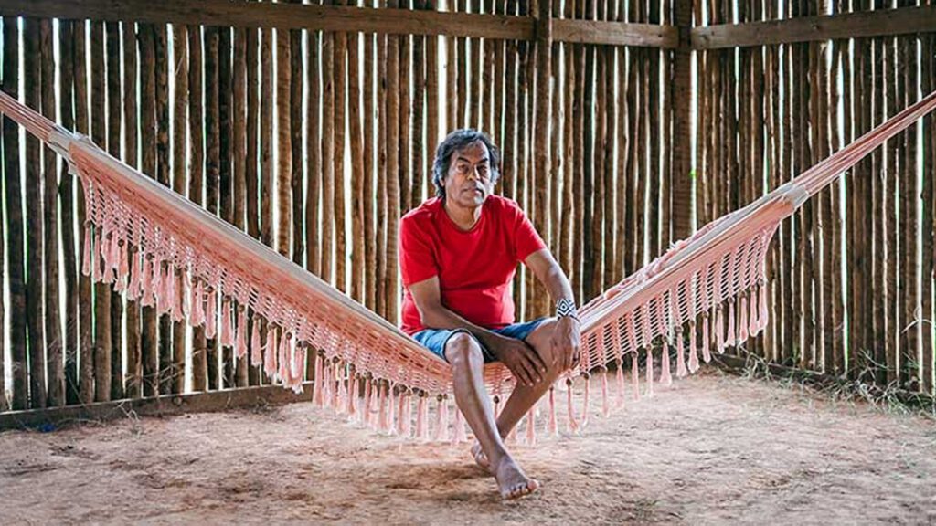 ocupacao-ailton-krenak-mostra-itau-cultural-celebra-vida-obra-lider-indigena-divulgacao-itau-cultural-tvt-news