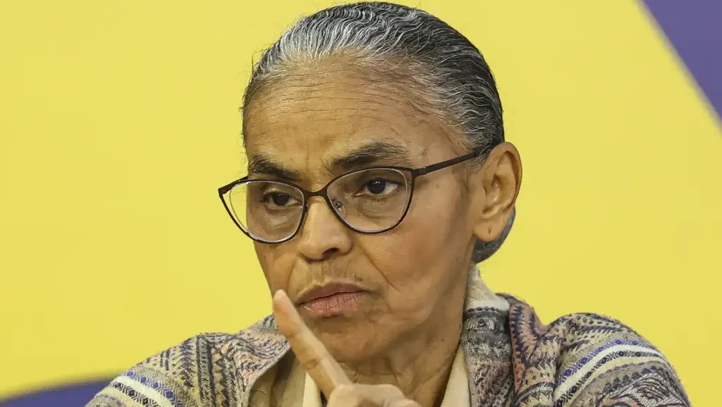 pl-da-devastacao-com-vetos-governo-garante-protecao-ambiental-e-seguranca-juridica-a-ministra-do-meio-ambiente-marina-silva-durante-entrevista-coletiva-para-comentar-os-vetos-ao-projeto-de-lei-do-licenciamento-ambiental-foto-marcelo-camargo-agencia-brasil-tvt-news