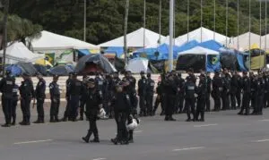 pgr-denuncia-casal-que-arrecadou-r-1-milhao-para-acampamento-golpista--bolsonaristas-acampavam-na-frente-dos-quarteis-pedindo-intervencao-militar--foto--marcello-casal-jr-agencia-brasil-tvt-news