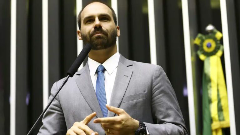 moraes-envia-denuncia-contra-eduardo-bolsonaro-para-hugo-motta-marcelo-camargo-agencia-brasil-tvt-news