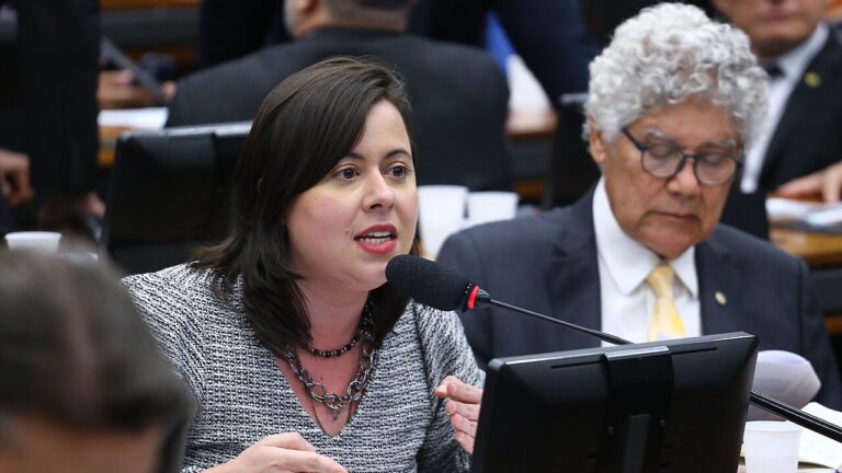 pec-da-blindagem-samia-denuncia-retrocesso-e-impunidade-em-entrevista-ao-jornal-tvt-news-primeira-edicao-a-deputada-samia-bomfim-psol-sp-classificou-a-votacao-como-uma-vergonha-especial-na-historia-do-congresso-nacional-foto-flickr-samia-bomfim-tvt-news