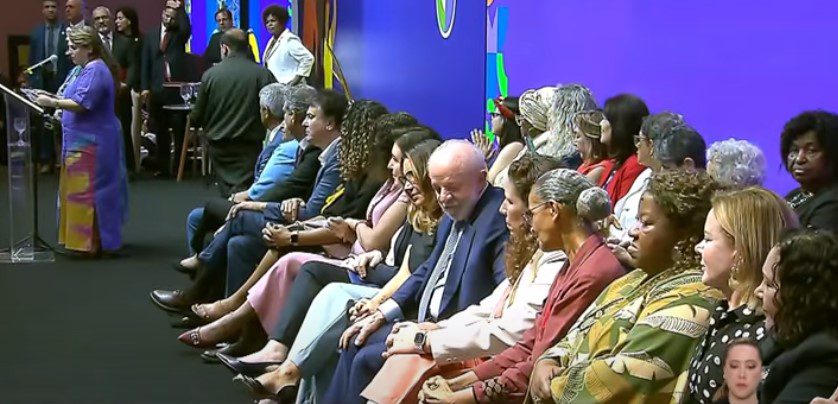 5a-conferencia-nacional-de-politicas-para-as-mulheres-comeca-dia-29-confira-programacao-ministra-das-mulheres-marcia-lopes-abre-a-conferencia-com-a-presenca-do-presidente-lula-e-das-ministras-do-governo-foto-gov-br-tvt-news