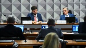 Da Redação 10 tarifa-social-energia-eletrica-aprovada-em-comissao-a-mp-ainda-precisa-ser-votada-nos-plenarios-da-camara-dos-deputados-e-do-senado-para-valer-de-forma-definitiva-foto-carlos-moura-agencia-senado-tvt-news