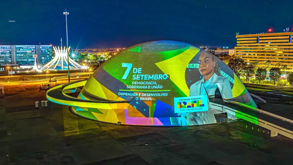 1 mês de tarifaço: balanço das ações do Brasil para enfrentar Trump 4 1-mes-de-tarifaco-balanco-das-acoes-do-brasil-para-enfrentar-trump-projecoes-no-museu-nacional-da-republica-em-alusao-as-comemoracoes-da-independencia-do-brasil-celebrada-em-7-de-setembro-museu-nacional-da-republica-brasilia-df-fotos-ricardo-stuckert-pr-tvt-news