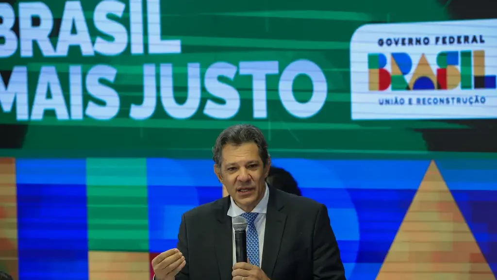 isencao-de-imposto-de-renda-o-que-falta-para-votar-de-acordo-com-o-ministro-da-fazenda-fernando-haddad-20-milhoes-vao-deixar-de-pagar-ir-durante-este-mandato-foto-fabio-rodrigues-pozzebom-agencia-brasil-tvt-news