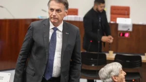 condenado-bolsonaro-e-7-reus-sao-condenados-pelo-stf-stf-forma-maioria-para-condenar-bolsonaro-na-acao-penal-foto-agencia-brasil-tvt-news