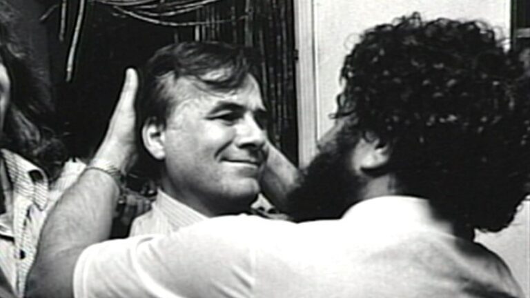 morre-o-jornalista-mino-carta-lula-e-mino-carta-em-encontro-dos-anos-70-lula-diz-que-mino-foi-o-primeiro-a-colocar-o-entao-lider-sindicalista-numa-capa-de-revista-foto-acervo-tvt-news-tvt-news