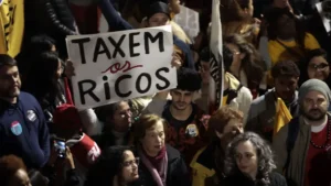 isencao-de-imposto-de-renda-o-que-falta-para-votar-nas-ruas-a-populacao-brasileira-ja-mostrou-que-isencao-do-imposto-de-renda-e-a-pauta-que-interessa-foto-paulo-pinto-agencia-brasil-tvt-news