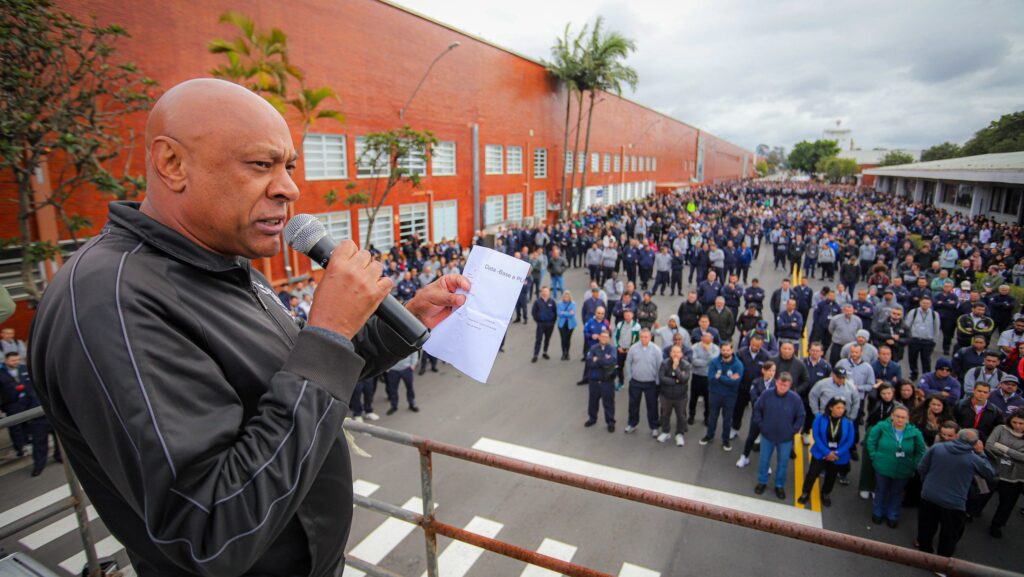 trabalhadores-da-scania-aprovam-acordo-de-campanha-salarial-e-plr-por-dois-anos-a-luta-do-sindicato-e-sempre-para-garantir-que-os-direitos-e-os-anseios-dos-trabalhadores-sejam-atendidos-foto-adonis-guerra-tvt-news
