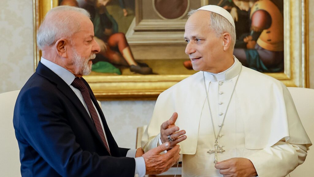 lula-e-papa-leao-xiv-se-encontram-no-vaticano-lula-e-papa-leao-xiv-fazem-o-primeiro-encontro-dos-dois-lideres-foto-ricardo-stuckert-tvt-news