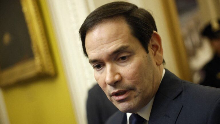 marco-rubio-reforca-posicao-sobre-tarifaco-em-carta-a-flavio-bolsonaro-foto-kevin-dietsch-getty-images-afp