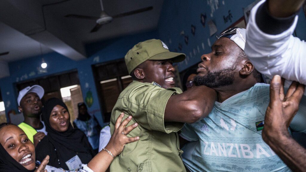 oposicao-denuncia-quase-700-mortos-em-protestos-contra-o-governo-na-tanzania-africa-tvt-news