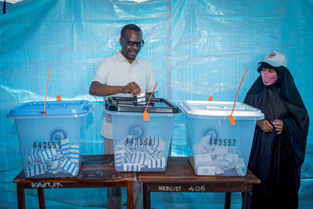 oposicao-denuncia-quase-700-mortos-em-protestos-contra-o-governo-na-tanzania-africa-tvt-news