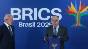 reuniao-de-negociacao-com-os-eua-deve-acontecer-nesta-quinta-diz-lula-o-chanceler-mauro-vieira-sera-o-negociador-brasileiro-na-primeira-reuniao-para-debater-o-tarifaco-foto-joedson-alves-agencia-brasil-tvt-news