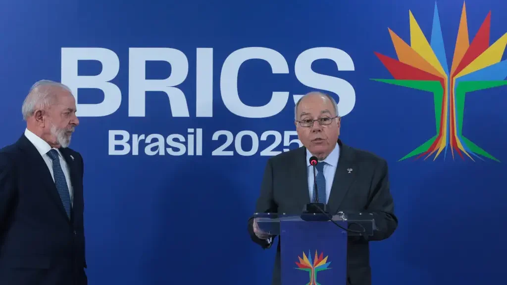 reuniao-de-negociacao-com-os-eua-deve-acontecer-nesta-quinta-diz-lula-o-chanceler-mauro-vieira-sera-o-negociador-brasileiro-na-primeira-reuniao-para-debater-o-tarifaco-foto-joedson-alves-agencia-brasil-tvt-news