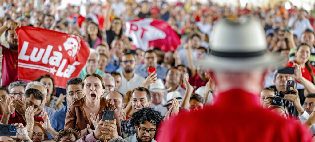 Lula faz 80 anos: as políticas públicas que transformaram a vida dos brasileiros 3 lula-discurso-publico-estacao-ferroviaria-forro-salgueiro-pernambuco-ricardo-stuckert-pr-tvt-news