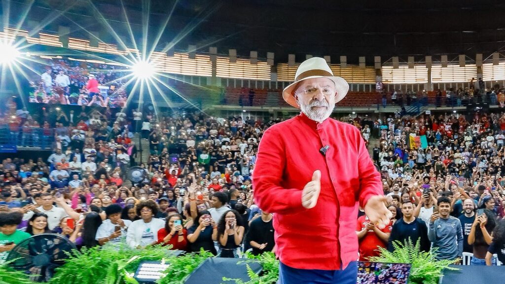Aulão para o Enem com o Lula 2 aulao-para-o-enem-com-o-lula-encontro-com-os-alunos-da-rede-de-cursinhos-populares-cpop-presidente-lula-se-encontra-com-estudantes-da-rede-de-cursinhos-populares-cpop-que-se-preparam-para-o-enem-no-ginasio-adib-moyses-dib-em-sao-bernardo-do-campo-no-abc-paulista-foto-ricardo-stuckert-pr-tvt-news