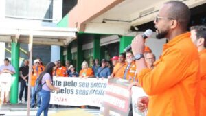 TVTNews 23 petroleiros-se-mobilizam-em-todo-o-pais-em-defesa-dos-participantes-da-petros-e-necessario-uma-solucao-definitiva-para-os-peds-que-sangram-os-bolsos-dos-aposentados-e-pensionistas-foto-divulgacao-fup-tvt-news