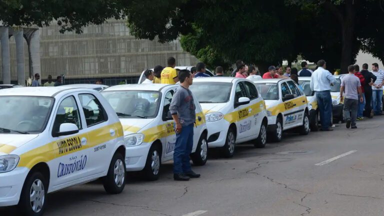 veja-regras-ser-instrutor-cnh-sem-vinculo-autoescola-tania-rego-agencia-brasil-tvt-news