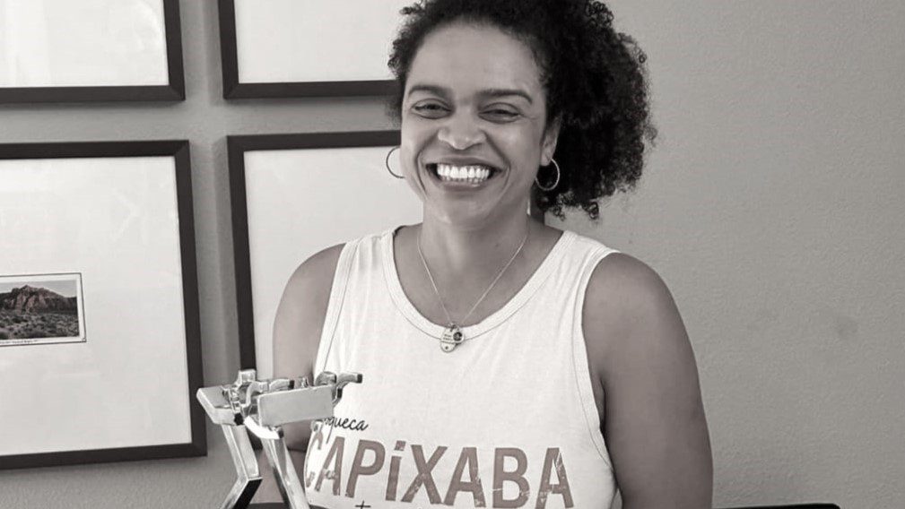 cineasta-brasileira-segue-detida-nos-eua-barbara-marques-cineasta-brasileira-detida-nos-eua-e-transferida-e-pode-receber-visitas-foto-instagram-barbaramarianamarques-tvt-news