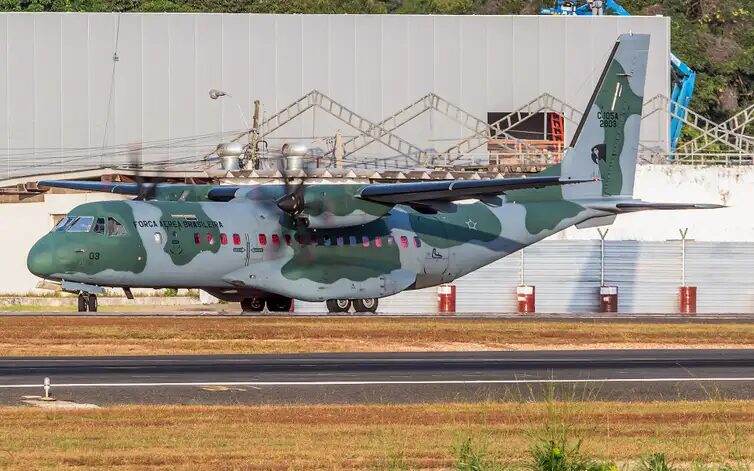 Lula avião
