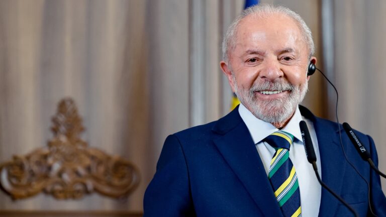 segue-o-lider-lula-e-favorito-para-2026-ate-no-parana-pesquisas-mais-um-instituto-de-pesquisa-mostra-lula-como-favorito-para-vencer-as-eleicoes-dessa-vez-foi-o-parana-pesquisas-foto-ricardo-suckert-pr-tvt-news