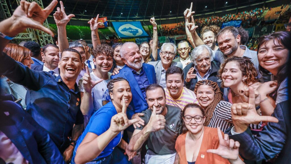 aulao-para-o-enem-em-sbc-lula-se-encontra-com-estudantes-de-cursinhos-populares-o-mec-enem-e-uma-plataforma-para-o-jovem-ou-qualquer-brasileiro-que-queira-se-preparar-para-fazer-a-prova-do-enem-explica-o-presidente-lula-foto-joedson-alves-agencia-brasil-tvt-news