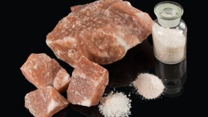 anvisa-proibe-venda-de-azeite-sal-do-himalaia-e-cha-anvisa-suspendeu-13-lotes-do-sal-do-himalaia-moido-500g-da-marca-kinino-foto-wikimedia-commons-tvt-news