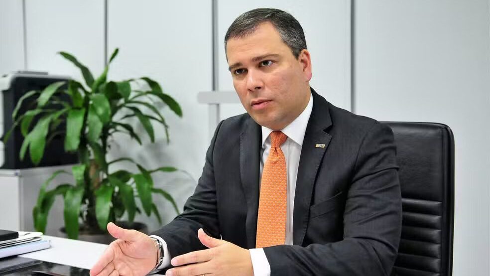 presidente-do-brb-afastado-operacao-pf-fraudes-paulo-henrique-costa-presidente-do-brb-foto-agencia-brasilia-tvt-news