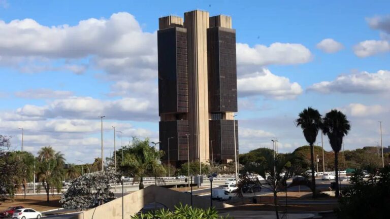 inflacao-de-2025-ficara-abaixo-do-teto-da-meta-em-4-45-meta-para-a-inflacao-e-3-com-intervalo-de-tolerancia-de-1-5-ponto-foto-antonio-cruz-agenciabrasil-tvt-news