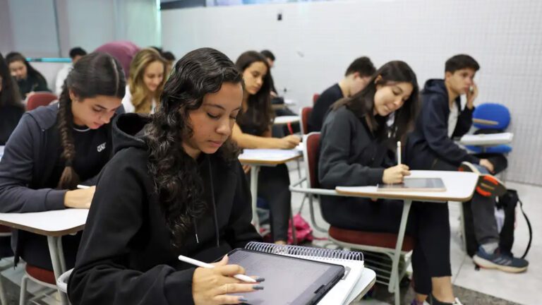 Enem-pode-substituir-Saeb-e-ser-aplicado-no-Mercosul-jose-cruz-agencia-brasil-tvt-news