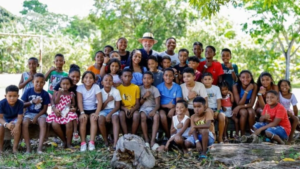 lula-visita-comunidade-quilombola-e-promete-credito-assistencia-e-mecanizacao-vai-melhorar-sobretudo-a-politica-de-credito-de-assistencia-tecnica-de-ajuda-a-mecanizacao-disse-lula-foto-ricardo-stuckert-pr-tvt-news