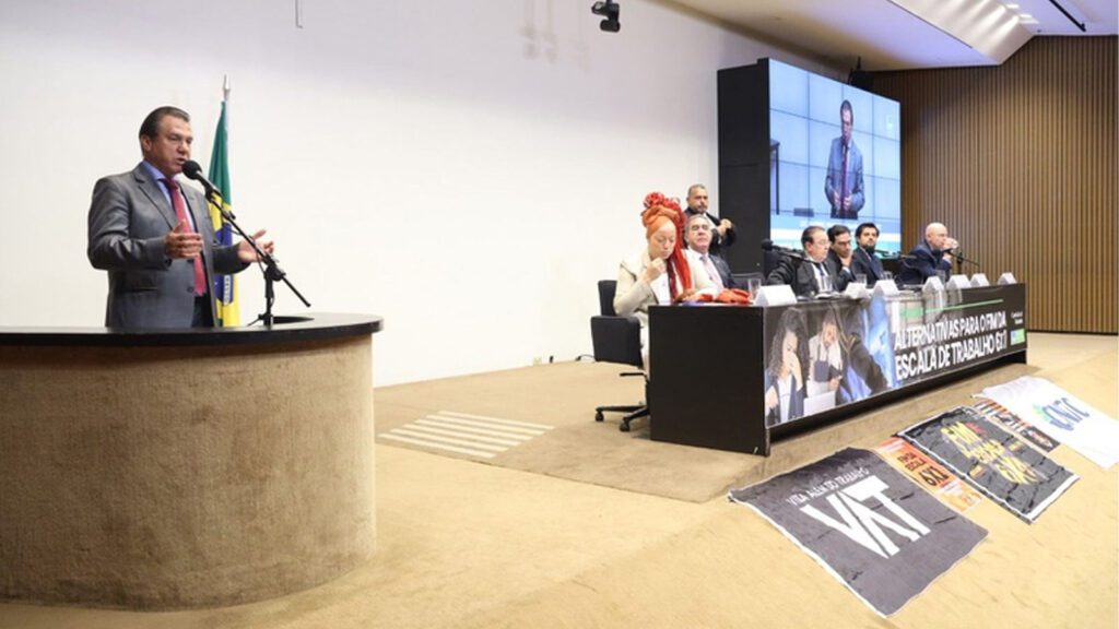 Ministro-do-Trabalho-defende-o-fim-da-escala-6x1-na-Camara-dos-Deputados-allexandre-silva-mte-tvt-news