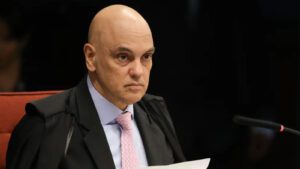 Moraes-manda-suspender-inquerito-contra-familiares-que-removeram-corpos-apos-operacao-no-Rio-fabio-rodrigues-pozzebom-agencia-brasil-tvt-news