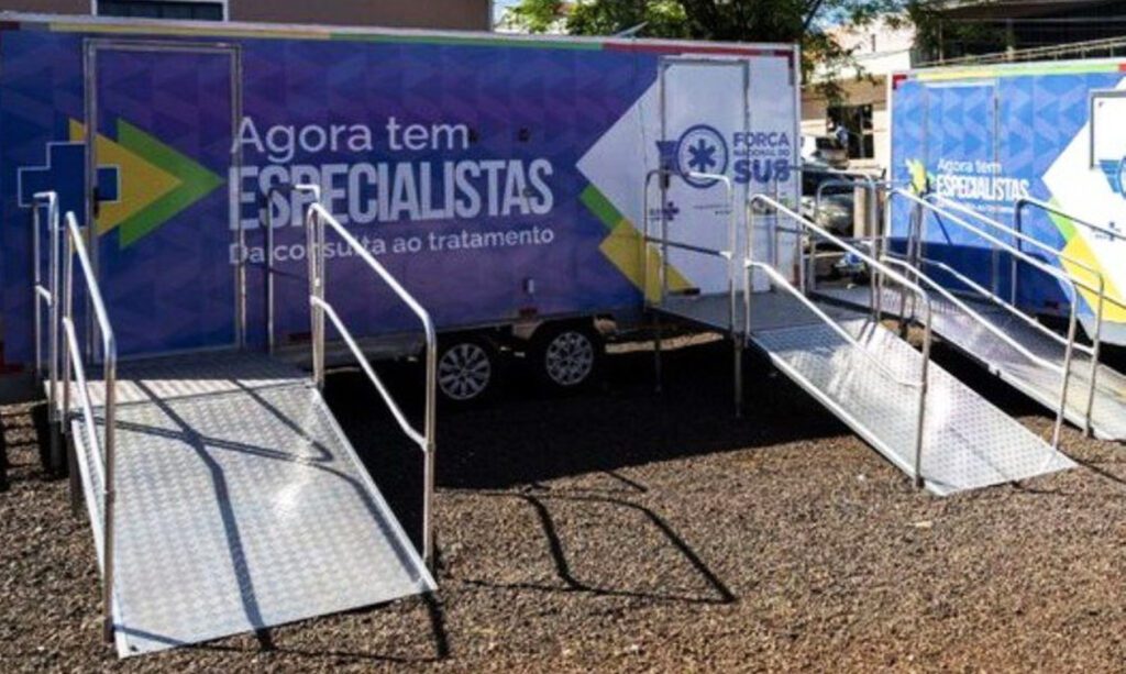 Governo envia Agora Tem Especialistas para área atingida por tornado no Paraná 1 Unidades-moveis-do-Agora-Tem-Especialistas-estao-ativas-em-Rio-Bonito-do-Iguacu-carolina-antunes-ms-tvt-news