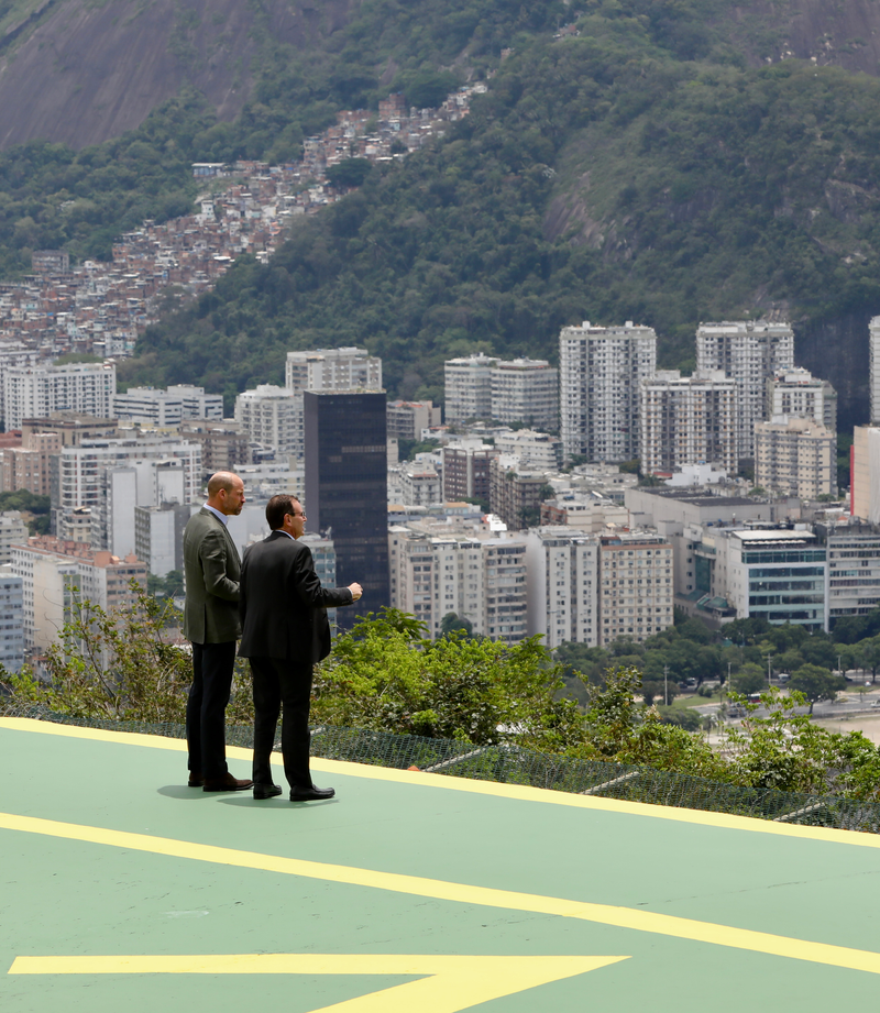 Príncipe William visita Pão de Açúcar e recebe chave da cidade do Rio 4