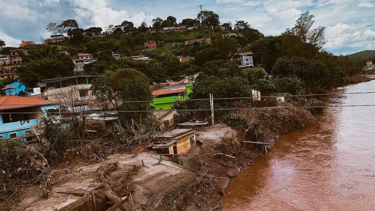 brasil-apresenta-projeto-que-fortalece-adaptacao-urbana-frente-as-mudancas-climaticas-na-cop30-pelo-menos-50-municipios-vulneraveis-serao-contemplados-no-projeto-foto-carol-custodio-sos-mg-tvt-news