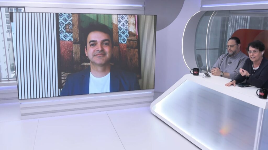 O deputado também criticou a possibilidade de redução de pena ou anistia para o ex-presidente, afirmando que tais medidas seriam inviáveis diante das ações de Bolsonaro