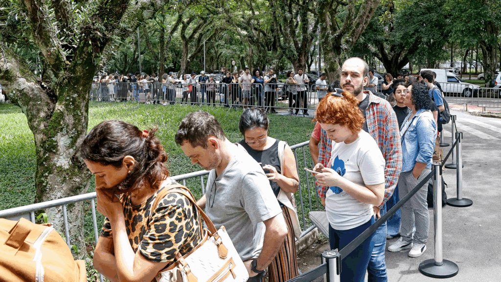 festa-do-livro-da-usp-compre-livros-com-50%-de-desconto-26a-festa-do-livro-da-usp-realizada-em-2024-foto-marcos-santos/usp-imagens-tvt-news