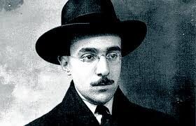 120 anos da morte de Fernando Pessoa: celebrando um dos maiores poetas da língua portuguesa 1 Fernando Pessoa