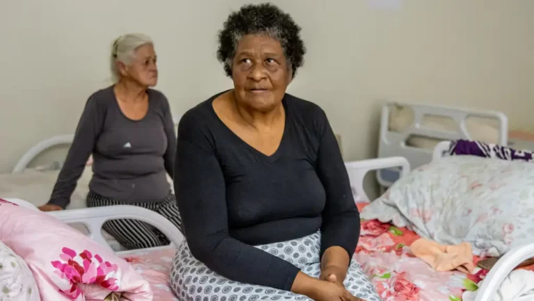 envelhecimento-e-o-tema-da-redacao-do-enem-2025-tvt-news