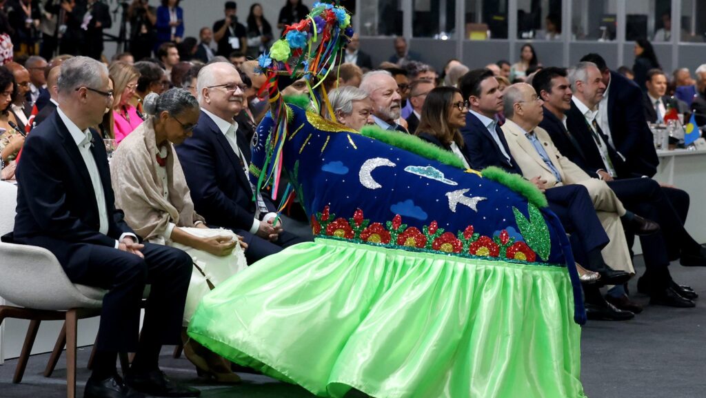 Conheça a Pavulagem: manifestação cultural que abriu a Cúpula dos Líderes da COP30 3 conheca-a-pavulagem-manifestacao-cultural-que-abriu-a-cupula-dos-lideres-da-cop30-tvt-news